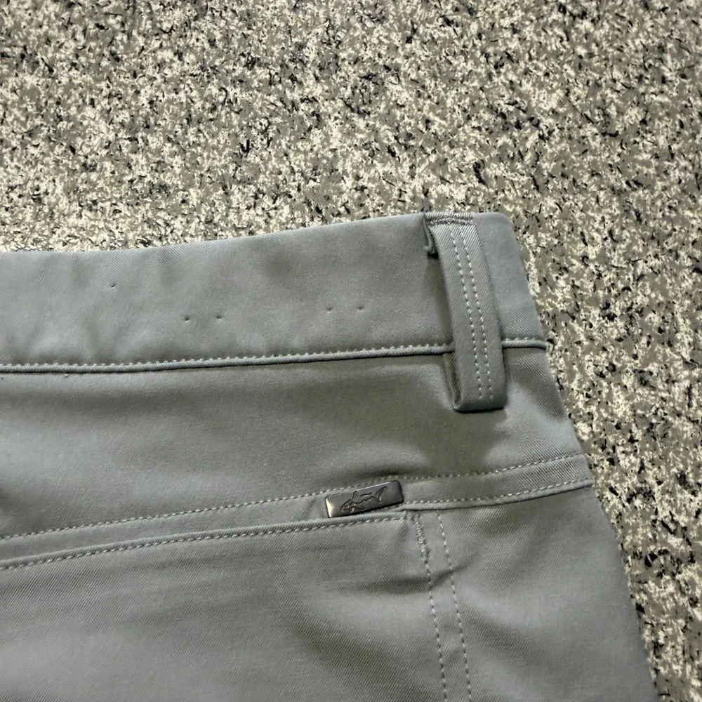 Greg Norman Performance Golf Pants Mens 36x32 Grey Stretch Flat Front Chino